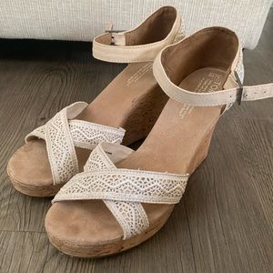 Toms Lace Wedges